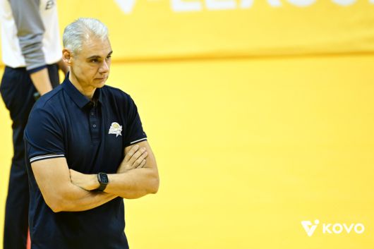 레오나르도 카르발류 감독. 사진 | 한국배구연맹