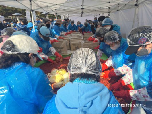 사진 | 임영웅 팬클럽 ‘영웅시대’