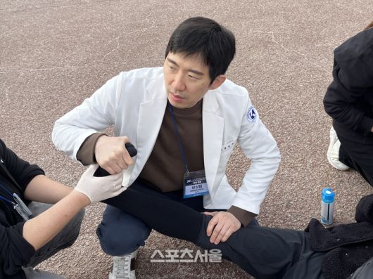 2025 스포츠서울 하프마라톤 공식 의료지원 강서K병원 의료지원팀