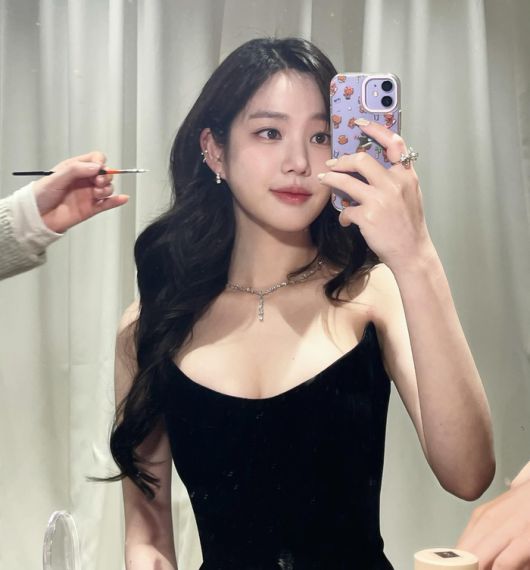 사진 | 이유비 SNS