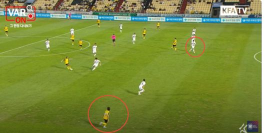 오프사이드 오심이 발생한 K리그2 전남과 천안의 경기 장면. 사진 | KFATV 캡처
