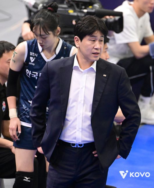 도로공사 김종민 감독.제공 | 한국배구연맹