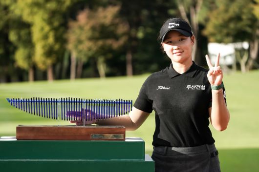 김민솔은 4일 전북 익산 컨트리클럽에서 열린 ‘2025 동부건설·한국토지신탁 챔피언십 최종 라운드에서 우승을 차지했다. 사진 | KLPGA