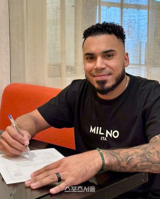 KIA가 새 외국인 타자 해럴드 카스트로를 영입했다. 사진 | KIA 타이거즈