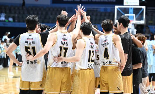 안양 정관장 선수들. 사진 | KBL