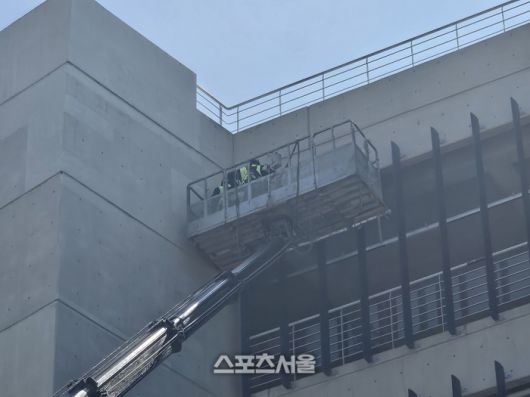 창원NC파크에서 안전점검을 진행하고 있다. 사진 | 김동영 기자 raining99@sportsseoul.com