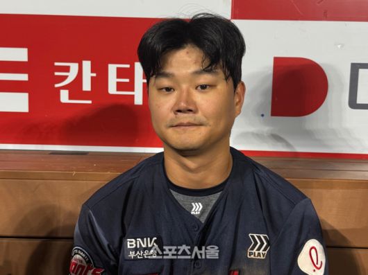 손호영이 경기 후 인터뷰에 임하고 있다. 고척 | 박연준 기자 duswns0628@sportsseoul.com