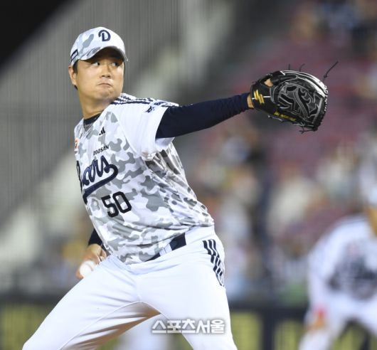 두산 투수 이영하가 10일 서울 잠실구장에서 열린 2025 KBO리그 LG와 경기 6회 역투하고 있다. 잠실 | 최승섭기자 thunder@sportsseoul.com