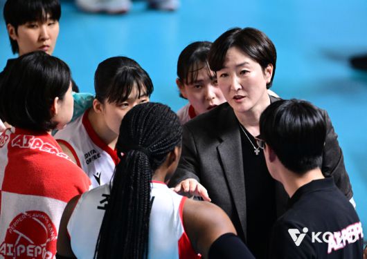페퍼저축은행 장소연 감독.제공 | 한국배구연맹
