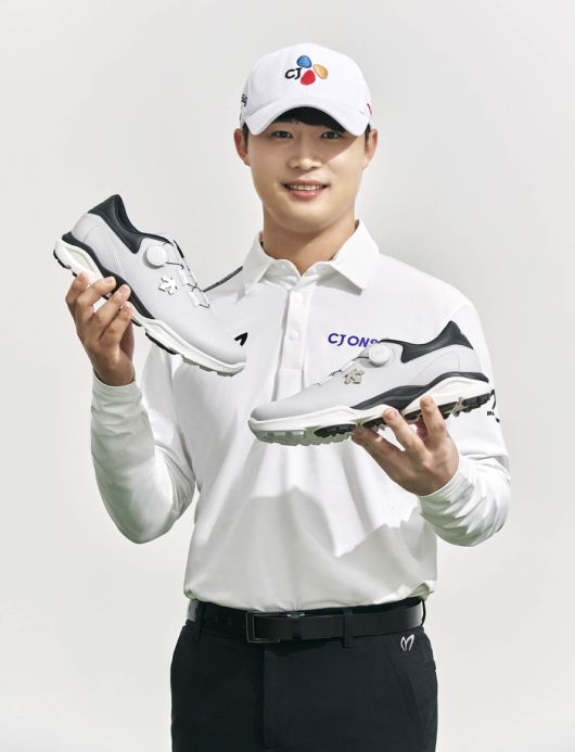 KPGA투어 ‘영건’ 기수 배용준도 팀 데상트골프로 새 시즌을 치른다. 사진 | 데상트코리아