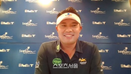 PGA투어에 데뷔하는 이승택이 15일(한국시간) 국내 취재진과 화상 인터뷰를 하며 웃고 있다. 사진 | 인터뷰 화면 캡처