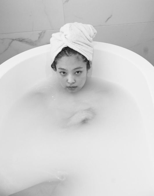 제니. 사진ㅣ포토그래퍼 홍장현 SNS