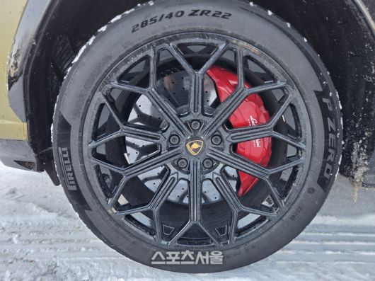 람보르기니 우루스 SE. 양평 | 원성윤 기자 socool@sportsseoul.com