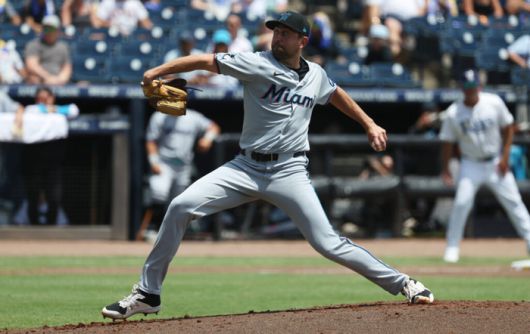 마이애미 앤서니 베니지아노가 8일(현지시간) 미국 플로리다주 세인트피터즈버그 조지 M. 스타인브레너 필드에서 열린 탬파베이전에서 1회 투구하고 있다. 사진 | Imagn Images