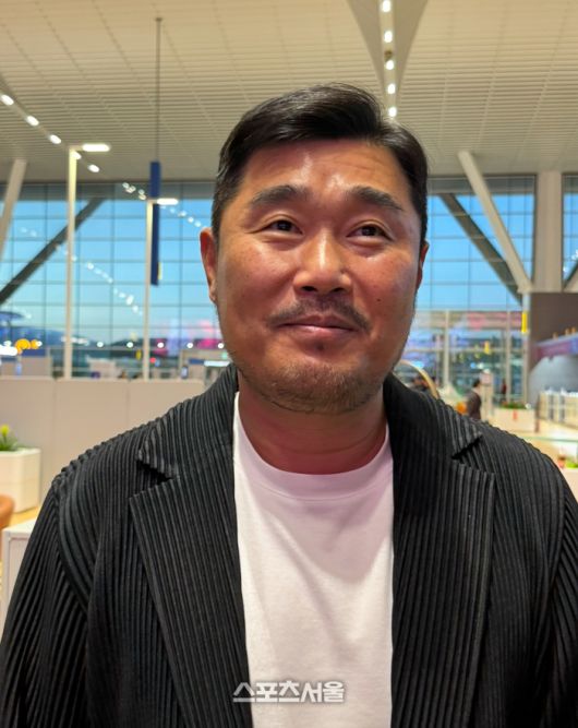 이호준 감독이 인터뷰에 임하고 있다. 인천공항 | 박연준 기자 duswns0628@sportsseoul.com