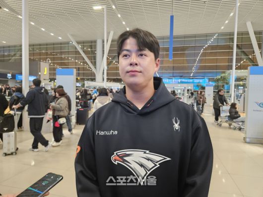 한화 노시환이 23일 인천국제공항에서 2026 한화 스프링캠프 출발에 앞서 인터뷰에 응했다. 인천국제공항 | 김동영 기자 raining99@sportsseoul.com