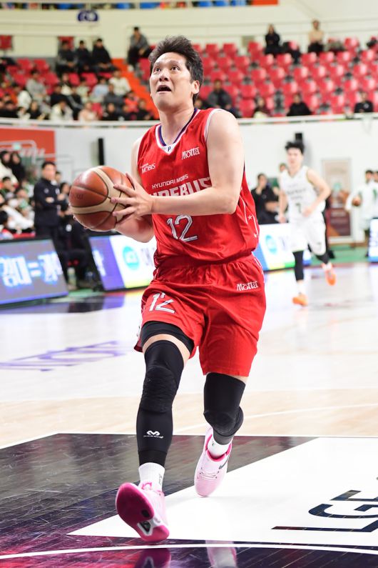 현대모비스 함지훈이 은퇴를 선언했다. 사진 | KBL