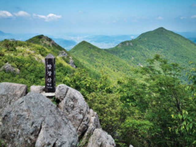 월간산이 추천하는 3월에 갈 만한 산 BEST 4 : ZUM 허브 월간산이 추천하는 3월에 갈 만한 산 BEST 4