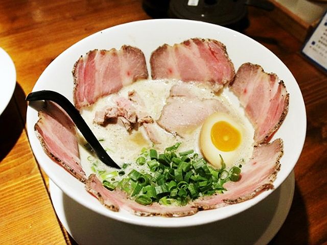 해산물 육수와 돈코츠 육수의 만남 – 켄비멘 리키 : 허브줌 해산물 육수와 돈코츠 육수의 만남 – 켄비멘 리키