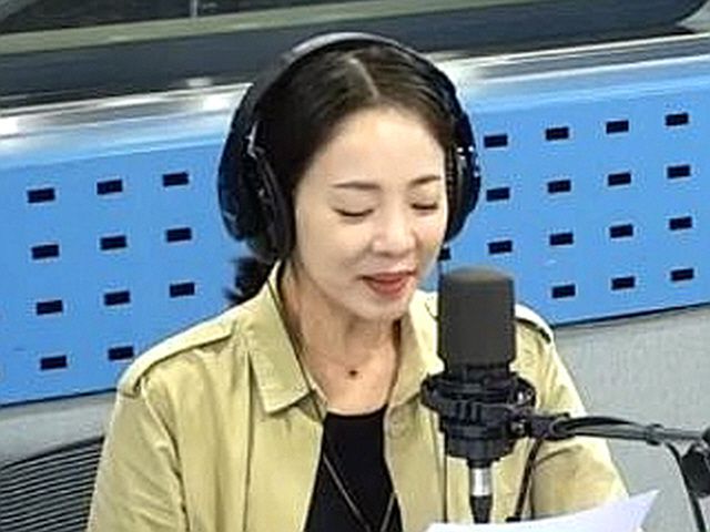 박은영 아나운서, KBS 퇴사→라이벌 철파엠 출연…지금은 반 백수 : ZUM 허브 박은영 아나운서, KBS 퇴사→라이벌 철파엠 출연…지금은... 