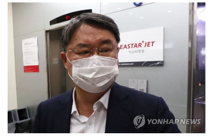 이스타항공 주총에 입장하는 최종구 전 대표.  연합뉴스