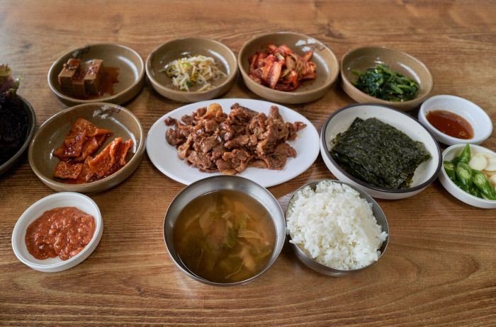 2인분 이상 주문 안 하면 못해? ‘모테 구이 백반’은 1인분도 가능!