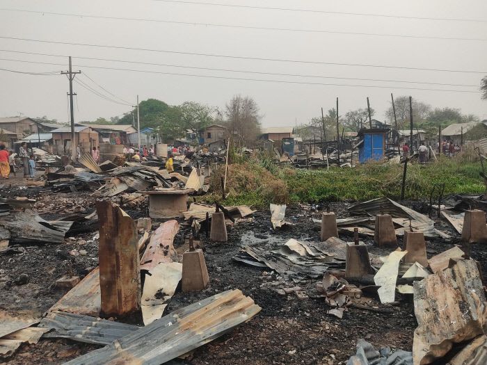 군부가 불을 질러 50여채의 집이 불에 탄 흔적. /SNS 캡쳐