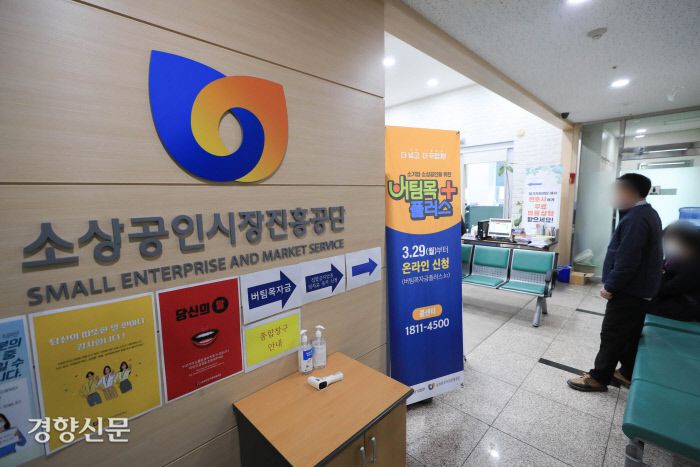 우철훈 선임기자