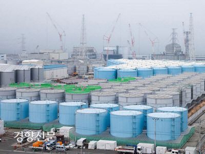 후쿠시마 원전에 설치된 오염수 저장탱크. 도쿄전력 제공
