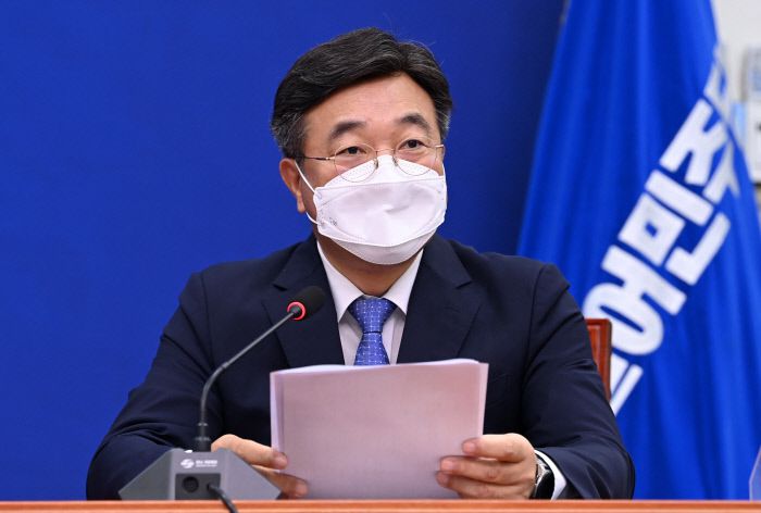 더불어민주당 윤호중 원내대표가 29일 오전 서울 여의도 국회에서 열린 최고위원회의에서 발언하고 있다. 국회사진기자단