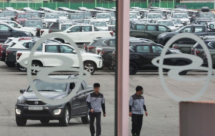 13일 오후 경기도 평택시 쌍용자동차 평택출고센터 모습. 연합뉴스