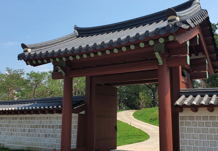 일제의 종묘관통도로 개통과 함께 사라졌던 북신문(北神門)도 복원됐다. 조선시대 임금이 비공식적으로 종묘를 방문할 때 이용했던 문이다. 서울시 제공