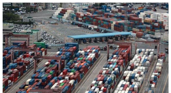 부산항 터미널. 연합뉴스