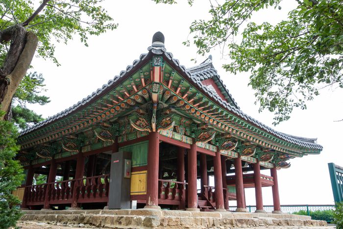 강릉 경포호 인근의 유명한 정자 건축물인 ‘경포대’(보물) 전경. 문화재청 제공