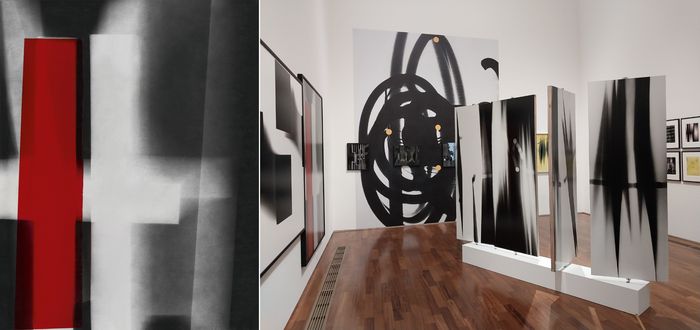 클라인의 ‘추상 작업 Untitled’(1952)와 전시장 전경 일부. ⓒEstate of William Klein. 한미뮤지엄 제공, 도재기 선임기자