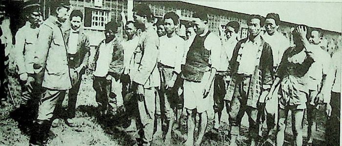 나라시노 포로수용소에 갇힌 조선인과 야마나시 계엄사령관.  동농재단 강상덕자료센터 제공