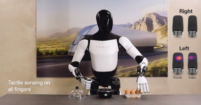 테슬라 로봇 ‘옵티머스 2세대’. 테슬라 공식 유튜브 계정 캡처
