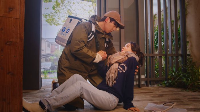 일본 TBS 드라마 <아이 러브 유>에선 한국 배우 채종협(오른쪽이 일본 배우 니카이도 후미와 호흡을 맞춘다. 넷플릭스 캡처