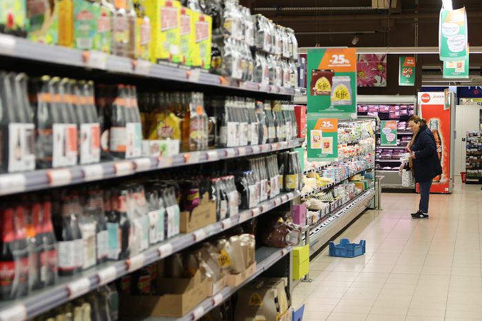 지난달 31일 벨기에 브뤼셀의 한 가게의 모습.신화통신연합뉴스