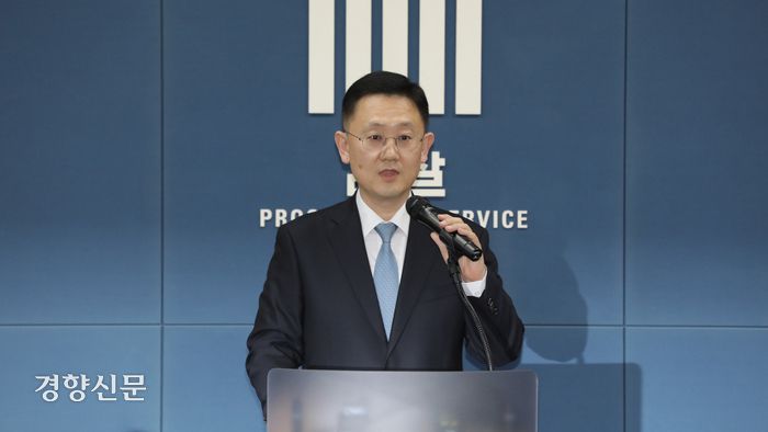 박세현 검찰 비상계엄 특별수사본부장(서울고검장)이 지난 8일 서울 서초구 서울고검 기자실에서 브리핑을 열고 있다. 정효진 기자