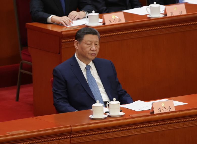 시진핑 중국 국가주석이 지난 4일 베이징 인민대회당에서 열린 인민정치협상회의 폐막식 자리에 앉아 있다./EPA연합뉴스