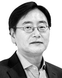 안홍욱 논설위원