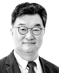 김흥규 아주대 미중정책연구소 소장