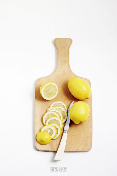 과일청에는 비타민C와 같은 과일 본연의 영양소가 함유되어 면역력 강화, 소화활동 개선 등에 도움을 준다.