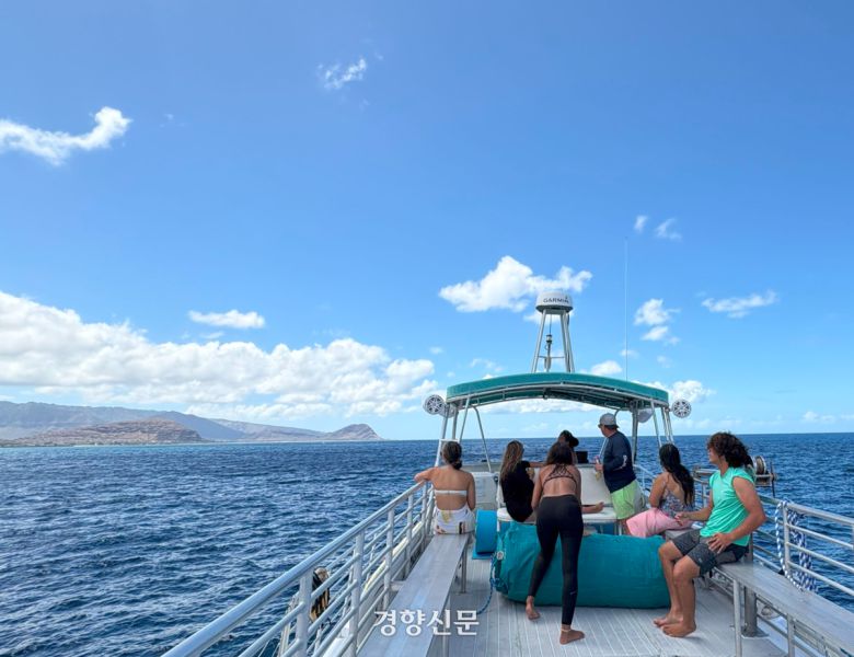 하와이 관광업 종사자들은 지속가능한 관광을 위한 노력을 기울이고 있다.