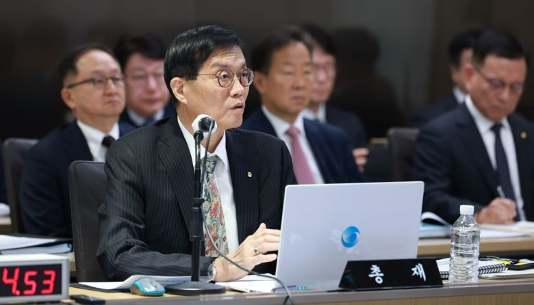 이창용 한국은행 총재가 20일 서울 남대문로 한은에서 열린 국정감사에서 발언을 하고 있다. 한국은행 제공