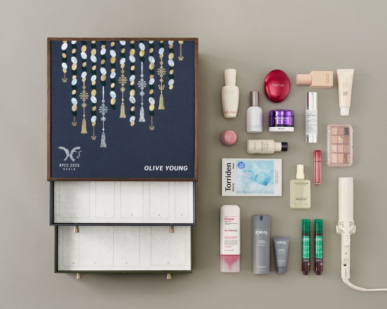 CJ올리브영이 APEC 기간 제공한 각 회원 정상 공식 선물. CJ올리브영 제공