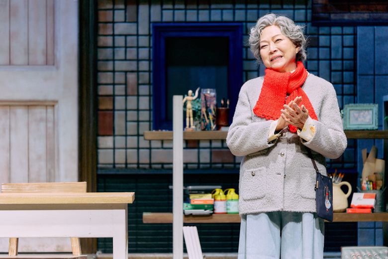 연극 <노인의 꿈>에서 춘애 역을 맡은 배우 김용림. 수컴퍼니 제공