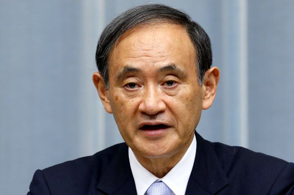 스가 요시히데 일본 관방장관. AP 연합뉴스