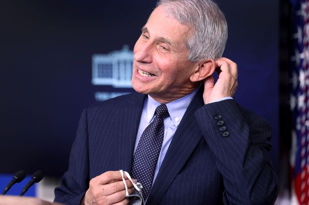 21일(현지시간) 백악관에서 열린 조 바이든 행정부 첫 코로나19 정례 브리핑에 참석한 앤서니 파우치 미 국립알레르기·전염병연구소 소장./사진=로이터 연합뉴스